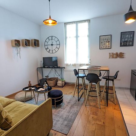 Appartement Place De La Cath' Avec Parking Colmar Esterno foto