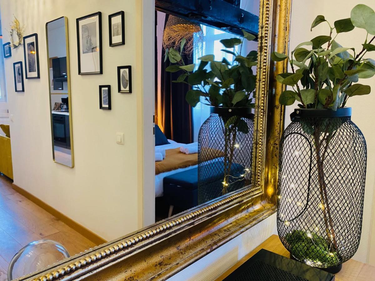 Appartement Place De La Cath' Avec Parking Colmar Esterno foto
