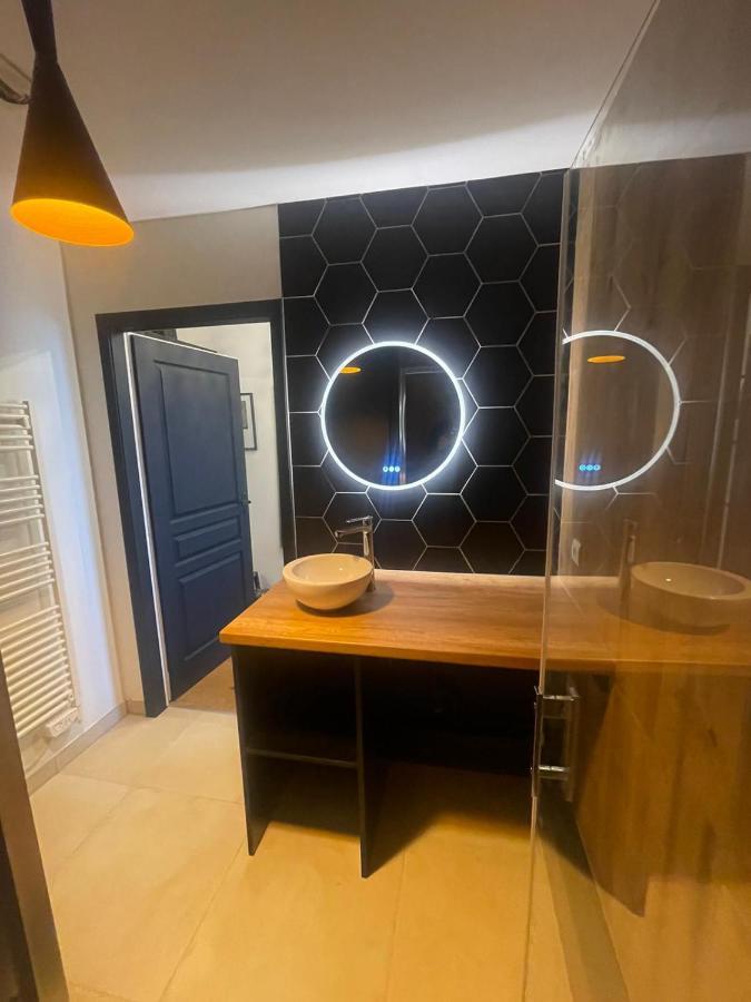 Appartement Place De La Cath' Avec Parking Colmar Esterno foto