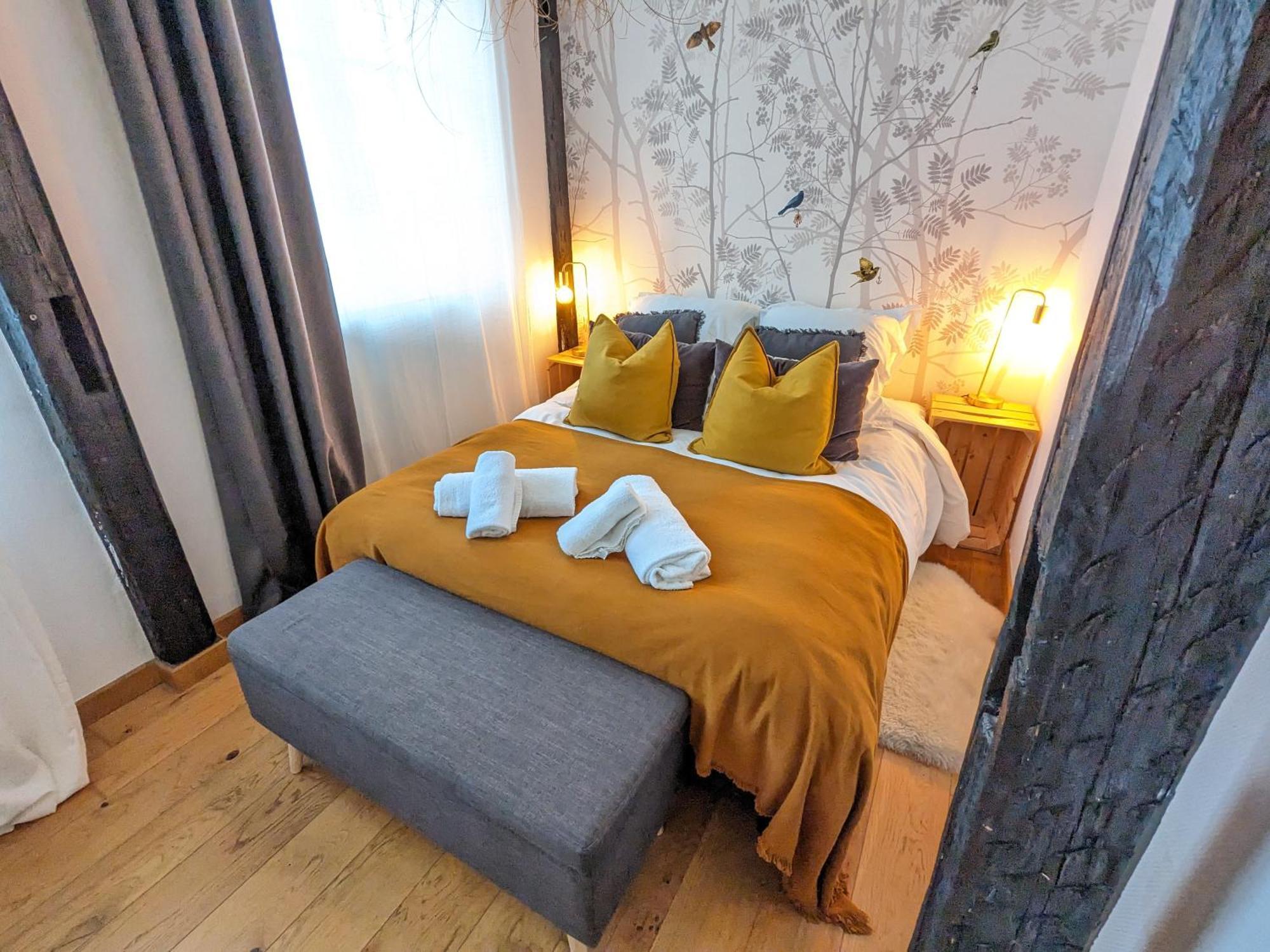 Appartement Place De La Cath' Avec Parking Colmar Esterno foto
