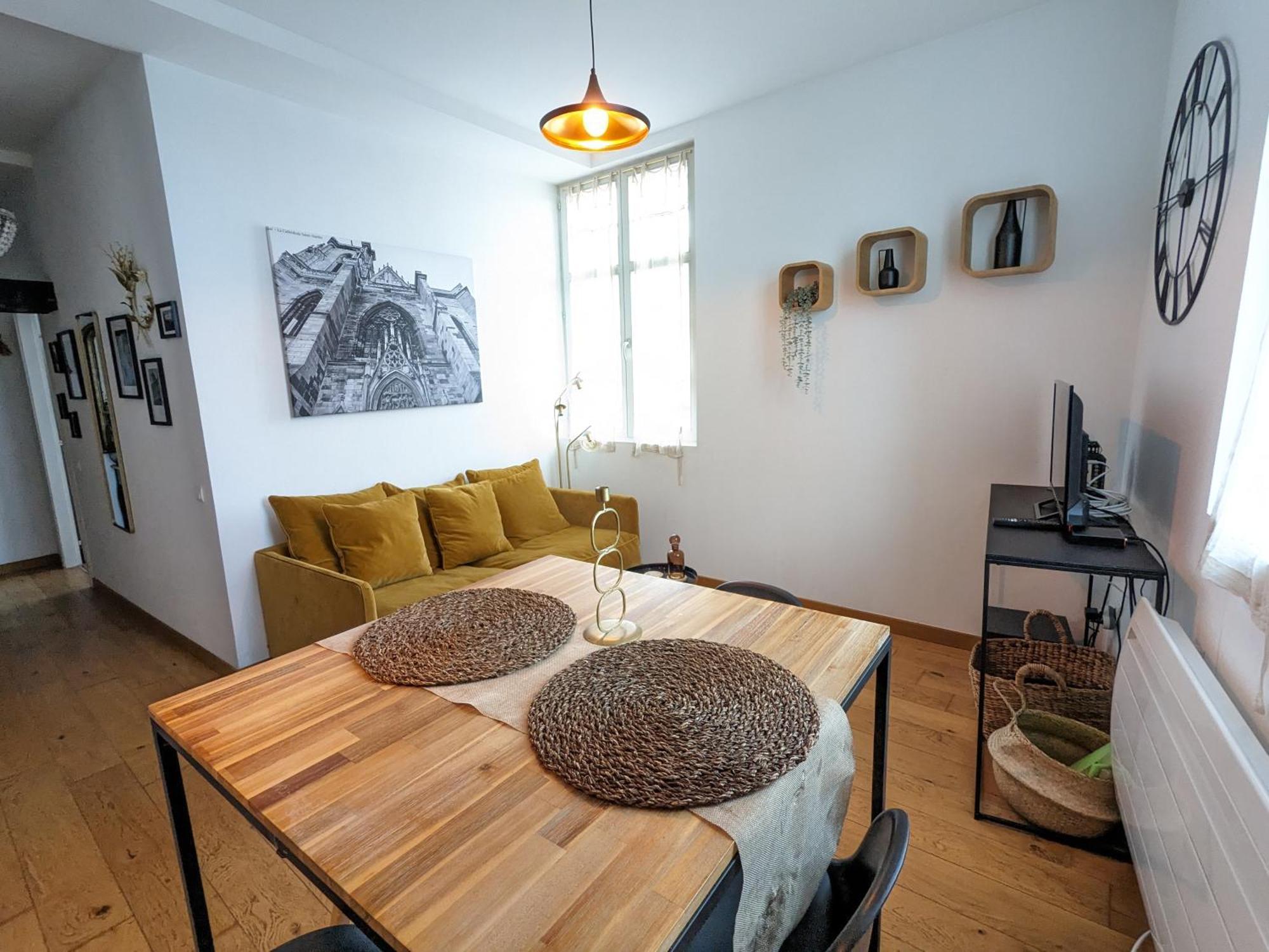 Appartement Place De La Cath' Avec Parking Colmar Esterno foto